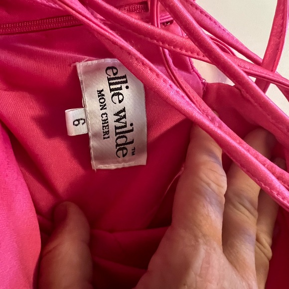 Ellie Wilde by Mon Cheri Hot Pink Prom dress size 6 never altered - Picture 4 of 9
